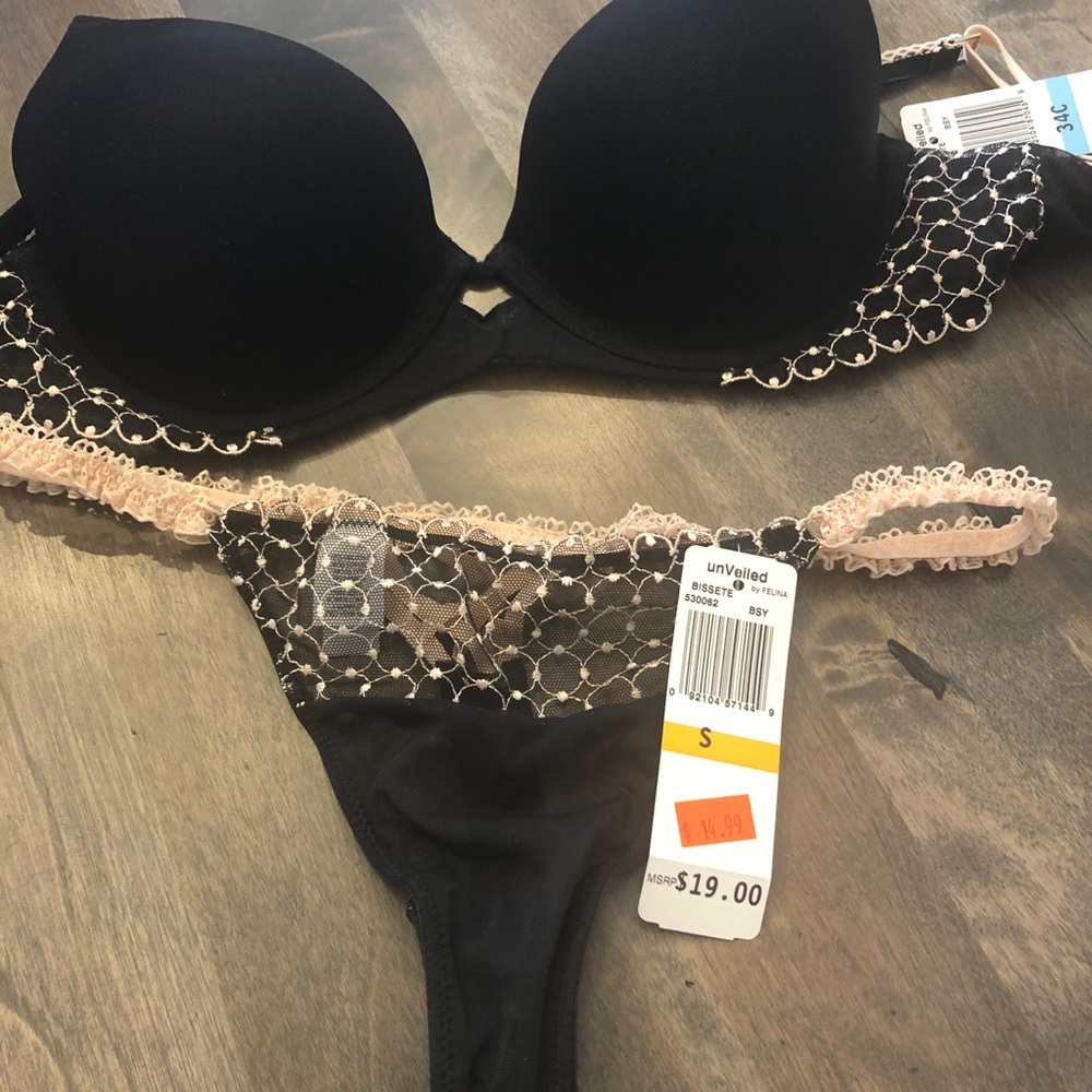 Bra and thong set
